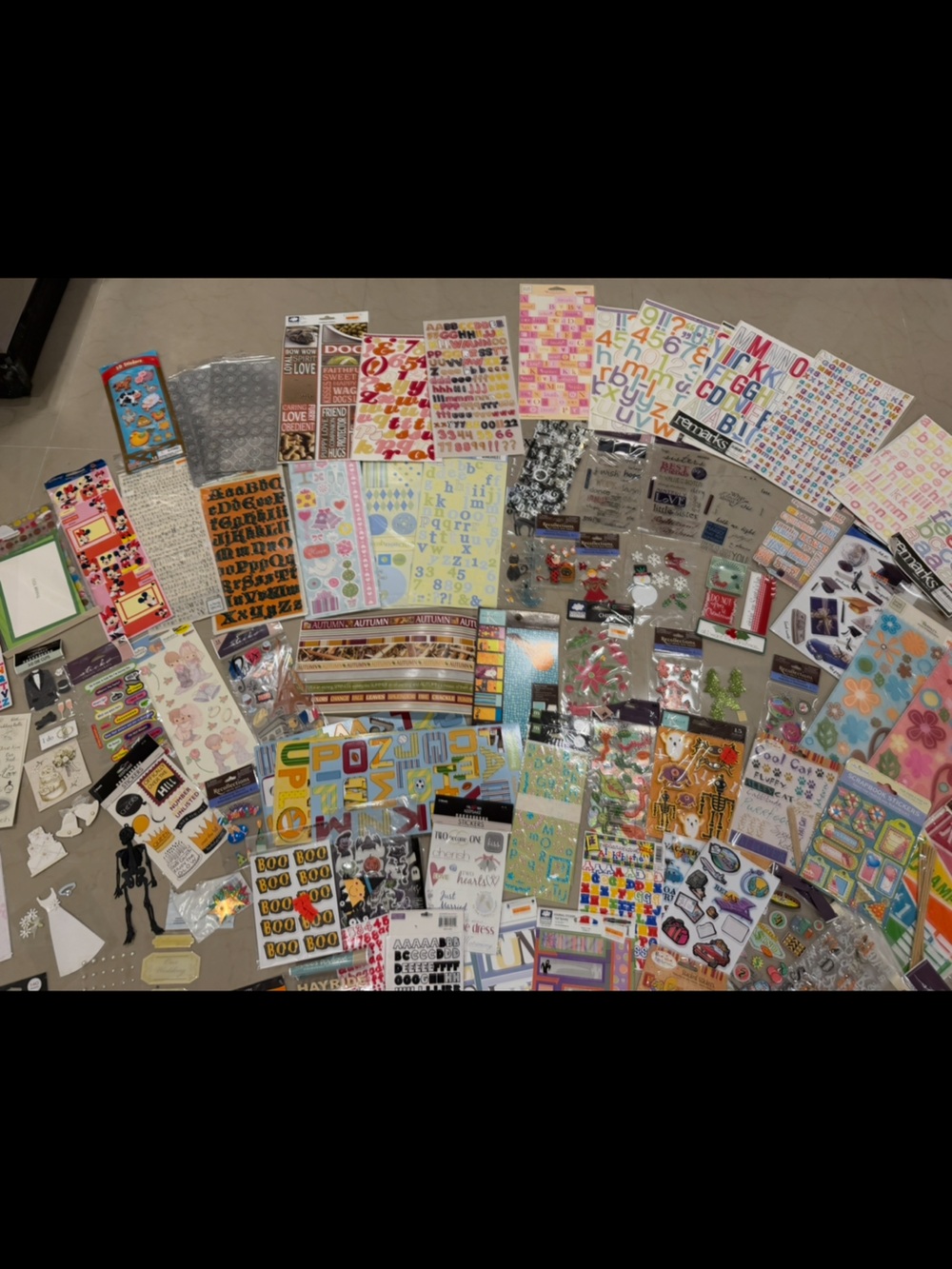 Mixed Assorted Sticker for scrapbooking/ arts and crafts. - Picture 6 of 8